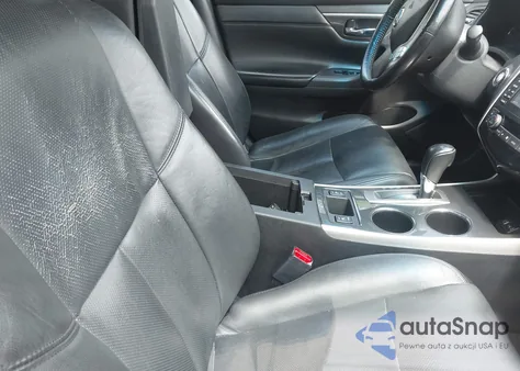 2014 Nissan Altima 2.5/2.5 S/2.5 Sl/2.5 Sv z USA, uszkodzony, nr VIN 1N4AL3AP5EC403721